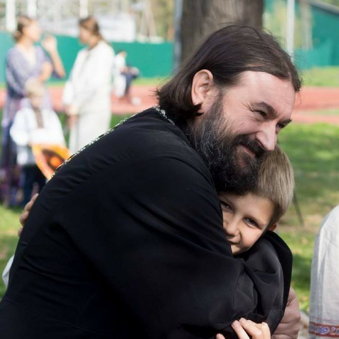 Андрей Ткачев с ребенком